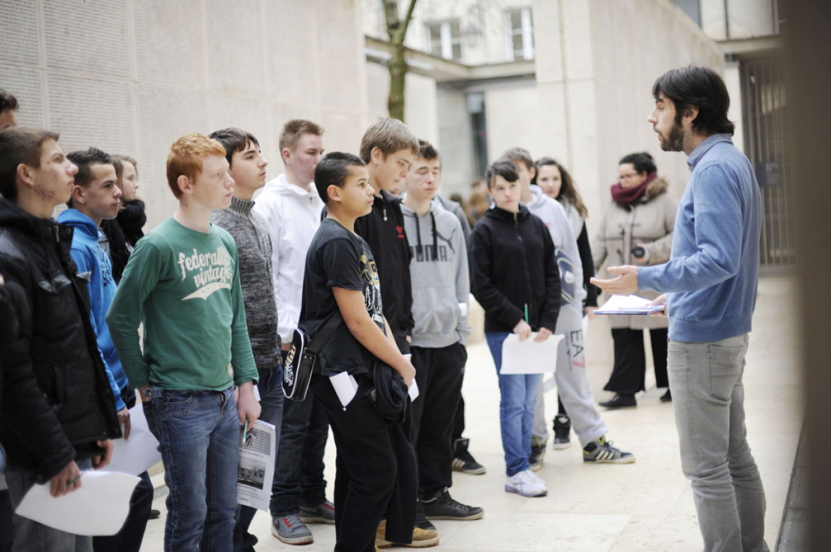 Visite du Mémorial de la Shoah par trois classes de troisième d'un collège Des Andelys (76)